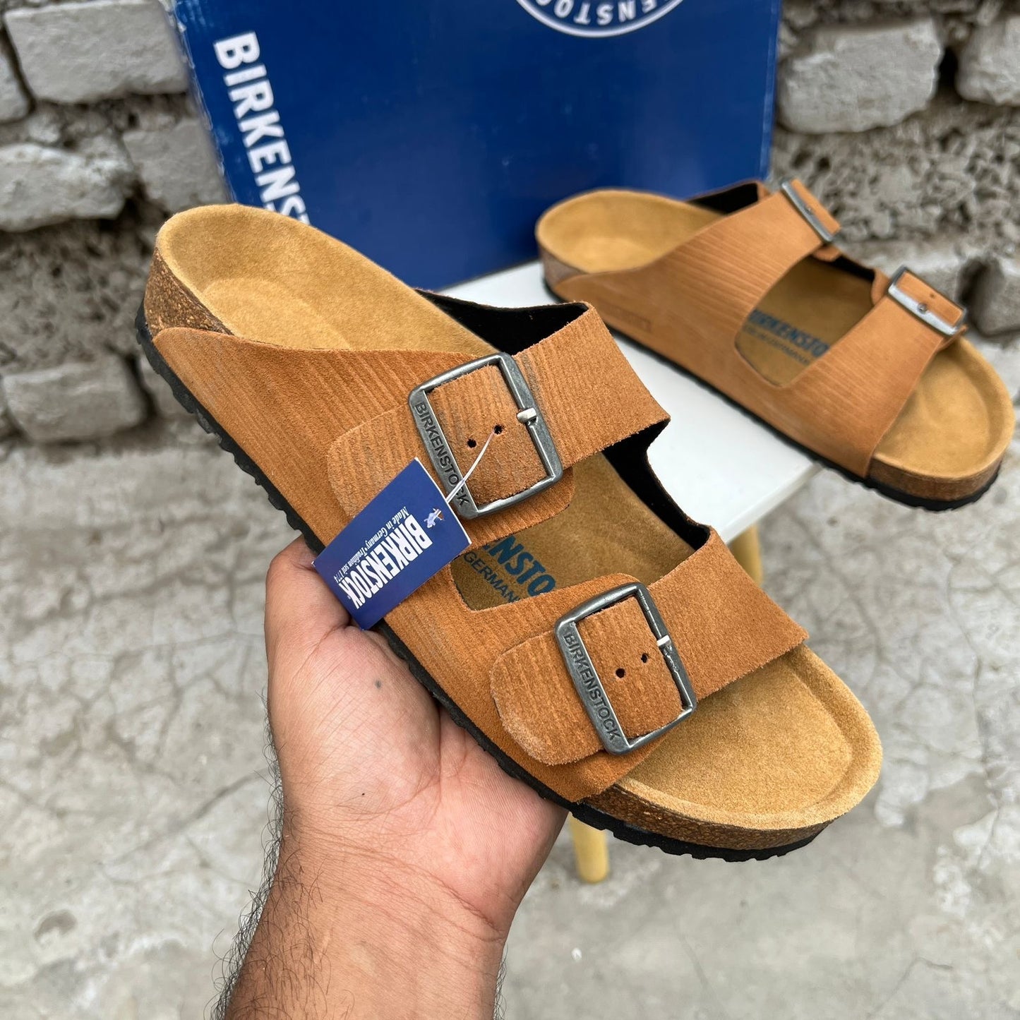 Yukon  Arizona Slides (Corduroy Tan)