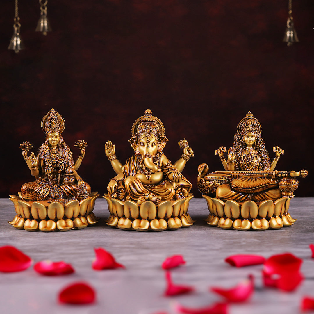 Mahalakshmi Ganapati Saraswati Murti (lotus)